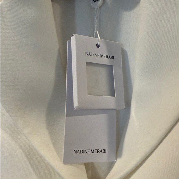 NADINE MERABI White Blazer with Gold Chain Detail - Picture 4 of 4